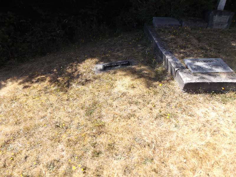 image of gravestone