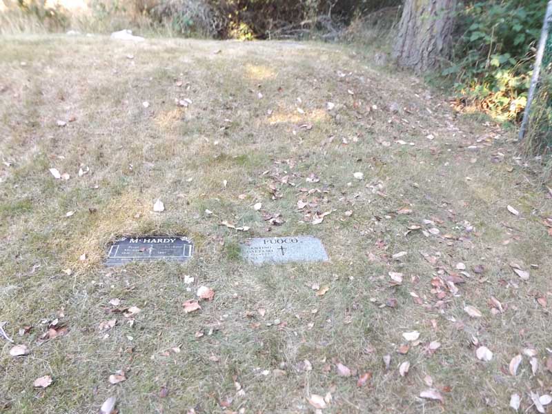 image of gravestone