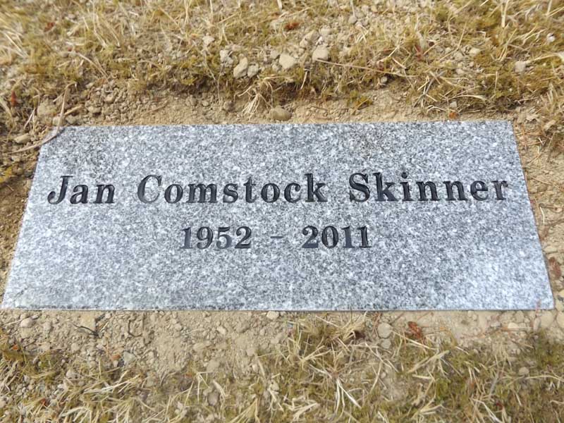 image of gravestone