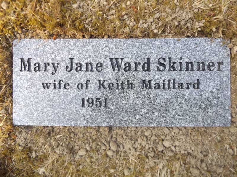 image of gravestone