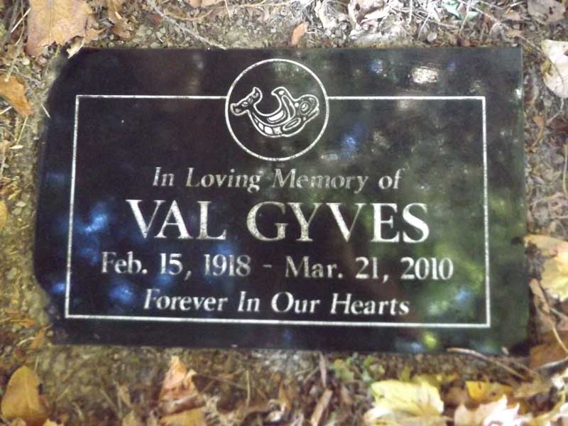 image of gravestone