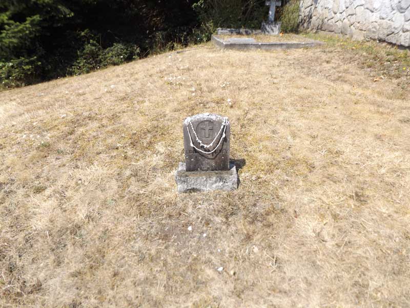 image of gravestone