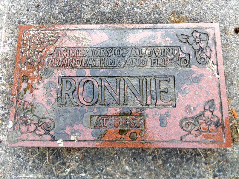 image of gravestone