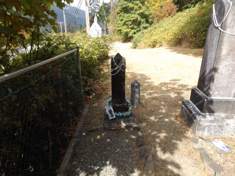 image of gravestone