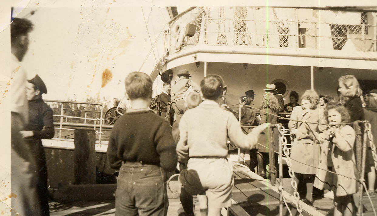 Japanese Canadians Leaving Salt Spring